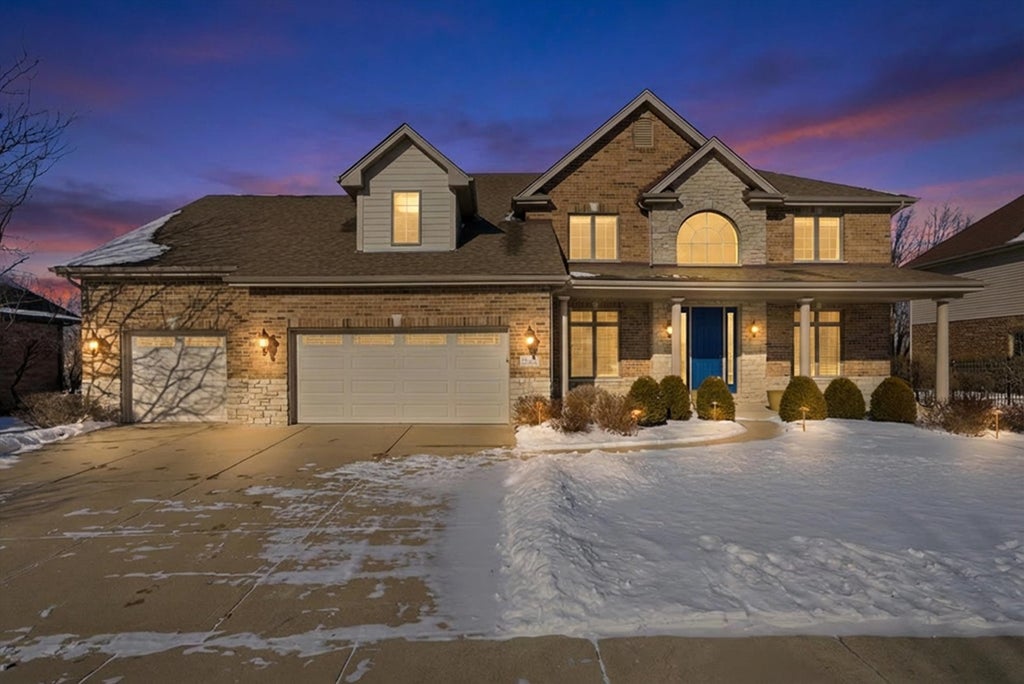 12674 Waterford Drive, Lemont