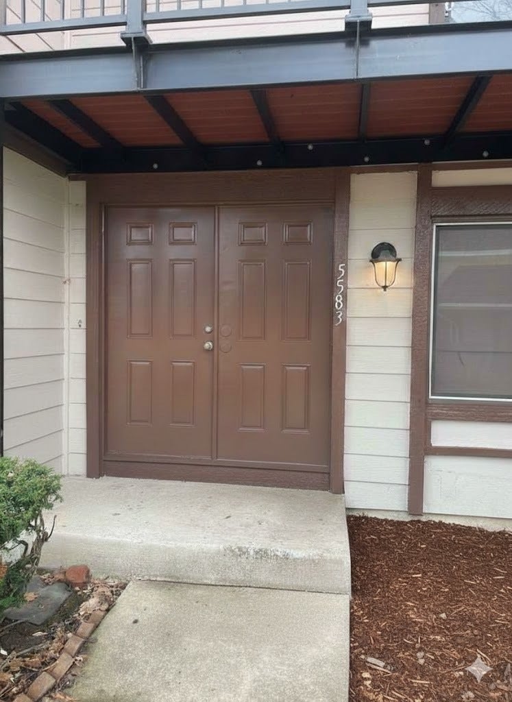 5583 Carmel Drive, Hanover Park