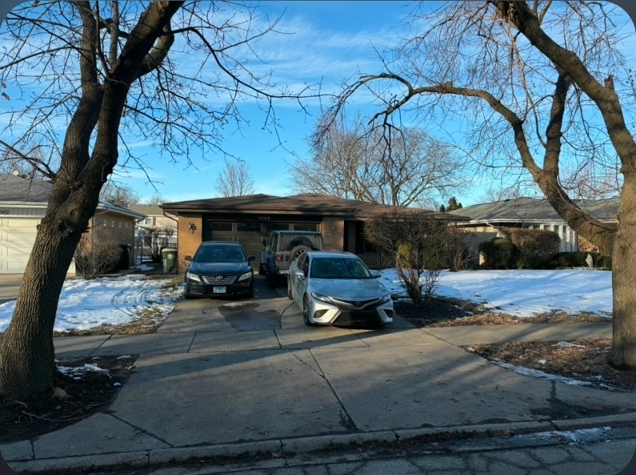 1406 Peterson Avenue, Park Ridge