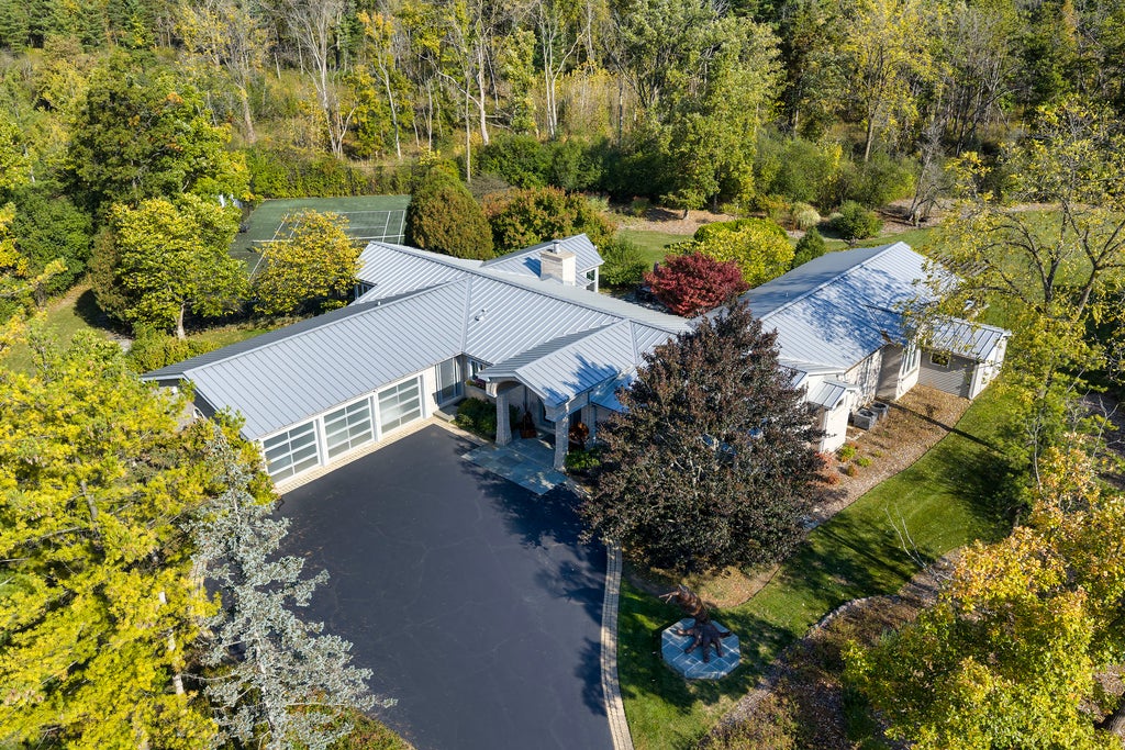 1551 Mill Trail, Highland Park, 60035