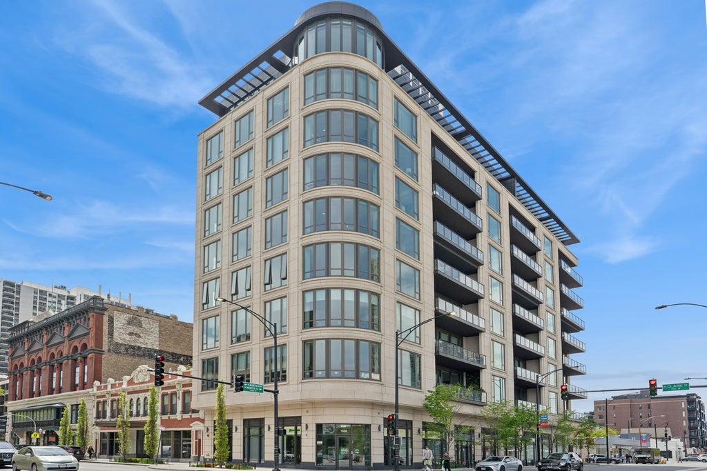 1550 North Clark Street 604, Chicago, 60610