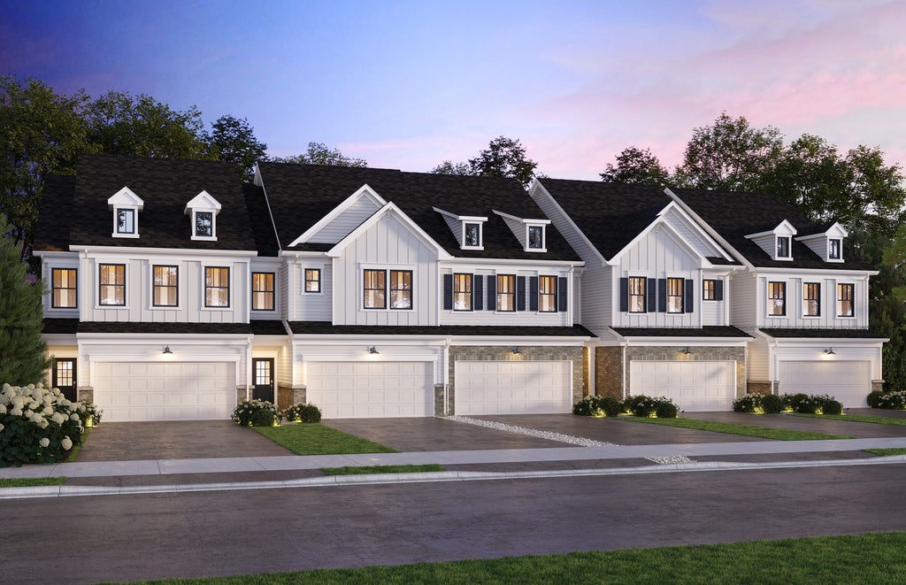 1994 Leiter Way 14003, Hoffman Estates