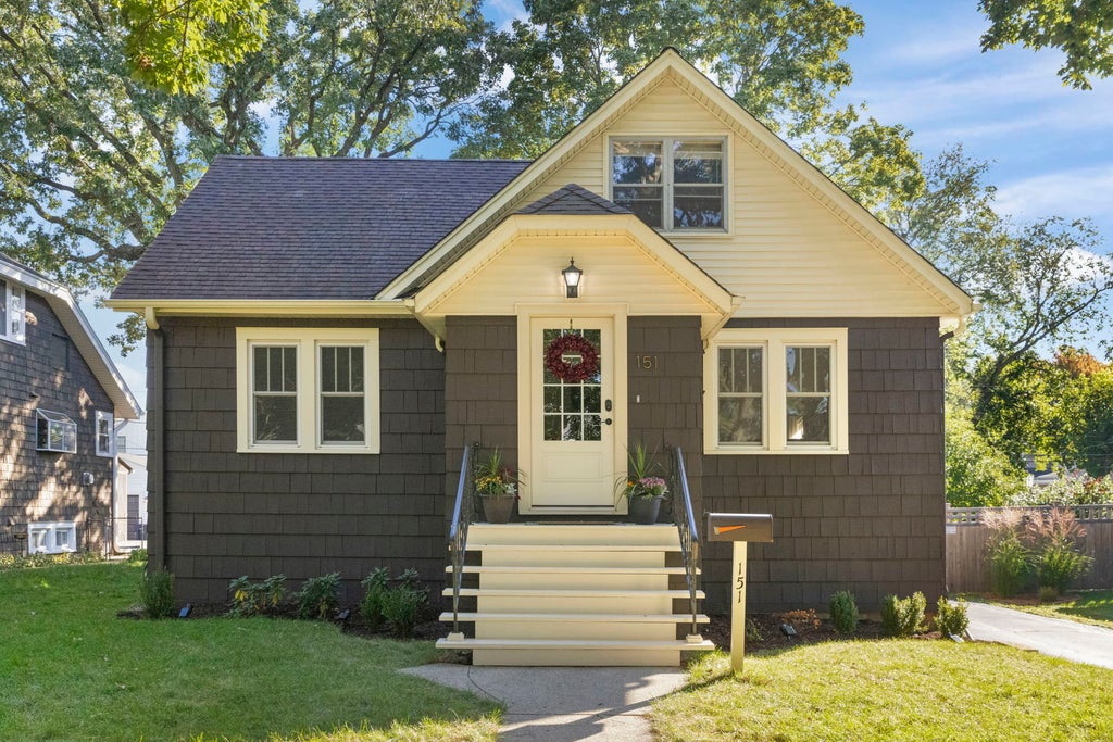 151 South Craig Place, Lombard