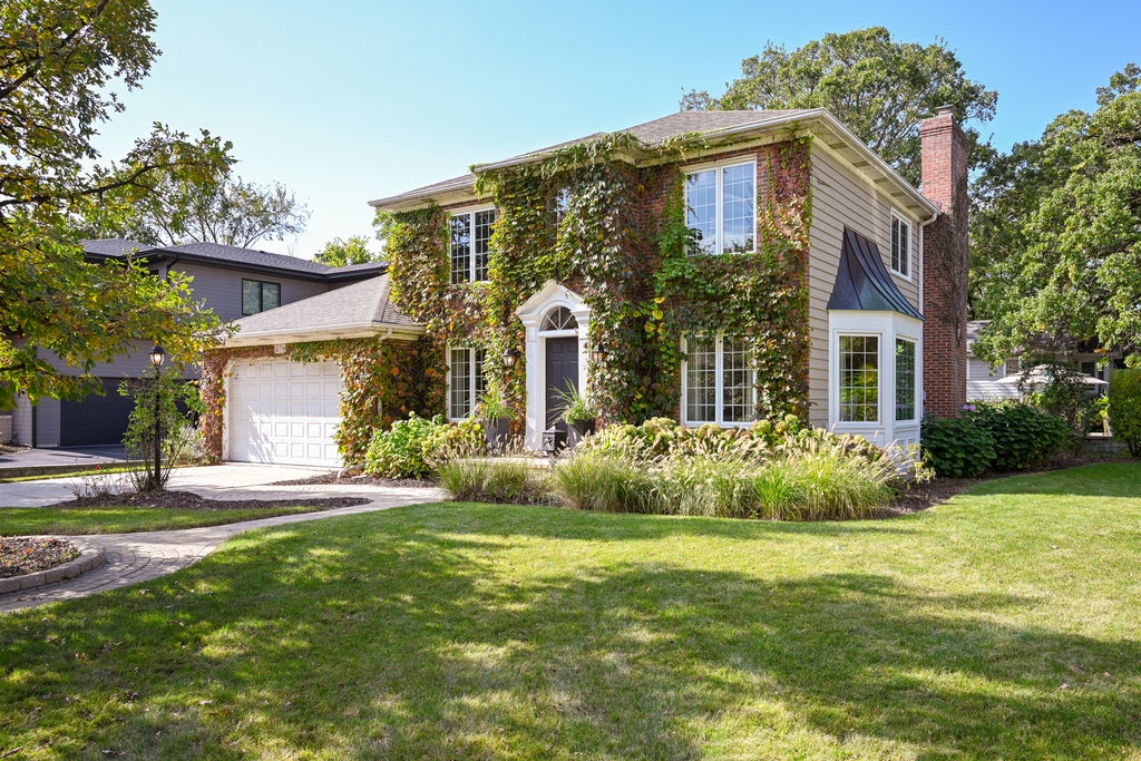 476 Longfellow Avenue, Glen Ellyn