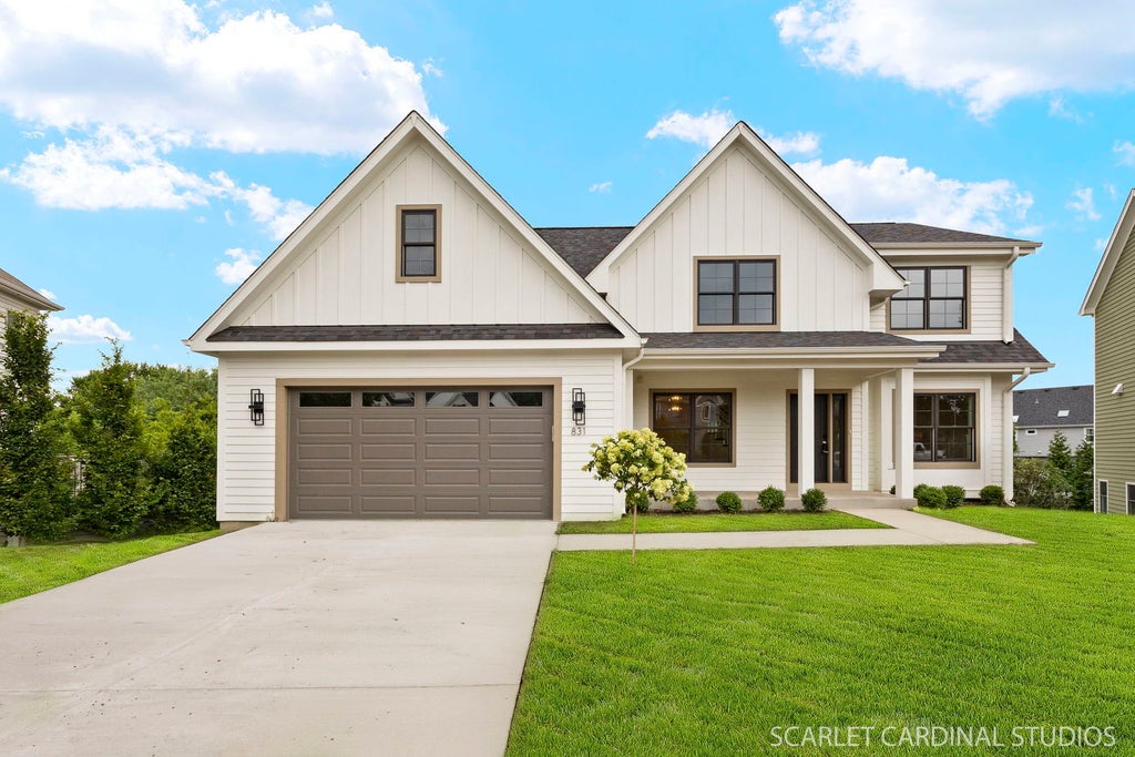 831 Avon Court, Glen Ellyn