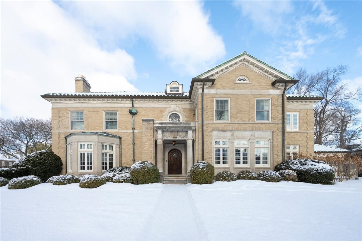 Photo of Listing #12561462