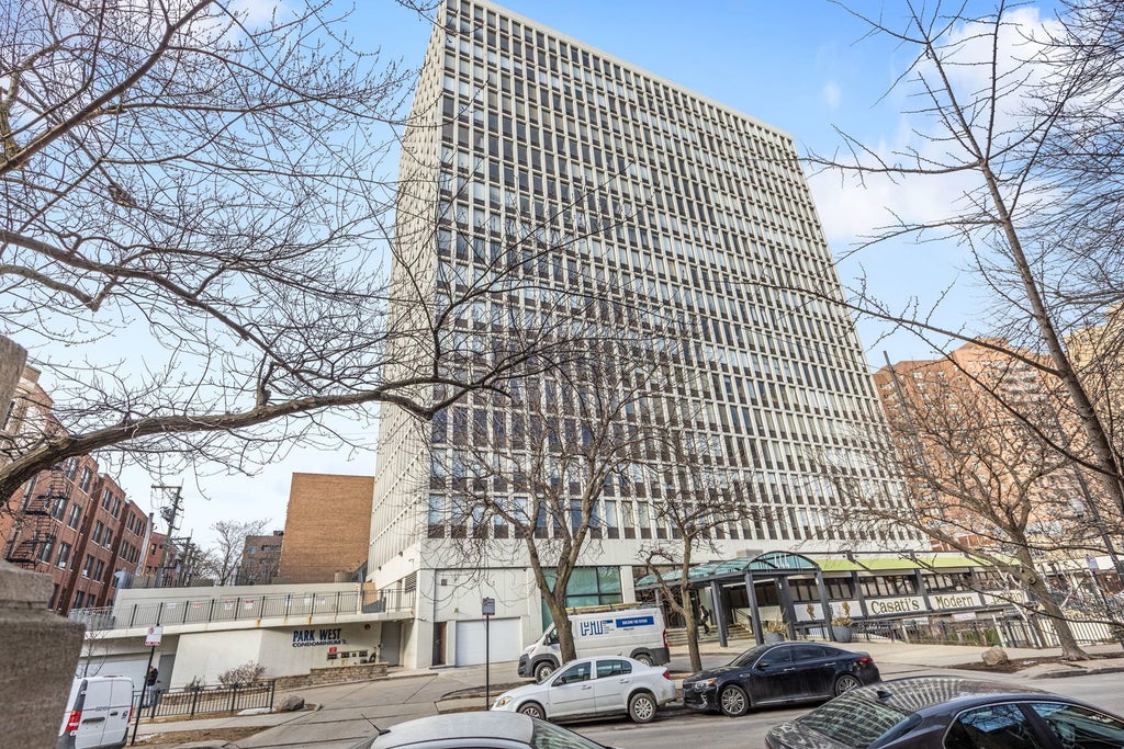 444 West Fullerton Parkway 603, Chicago, 60614