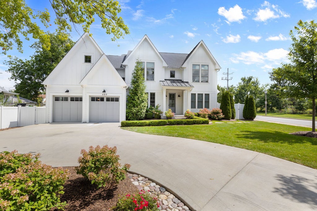 469 South Sunnyside Avenue, Elmhurst