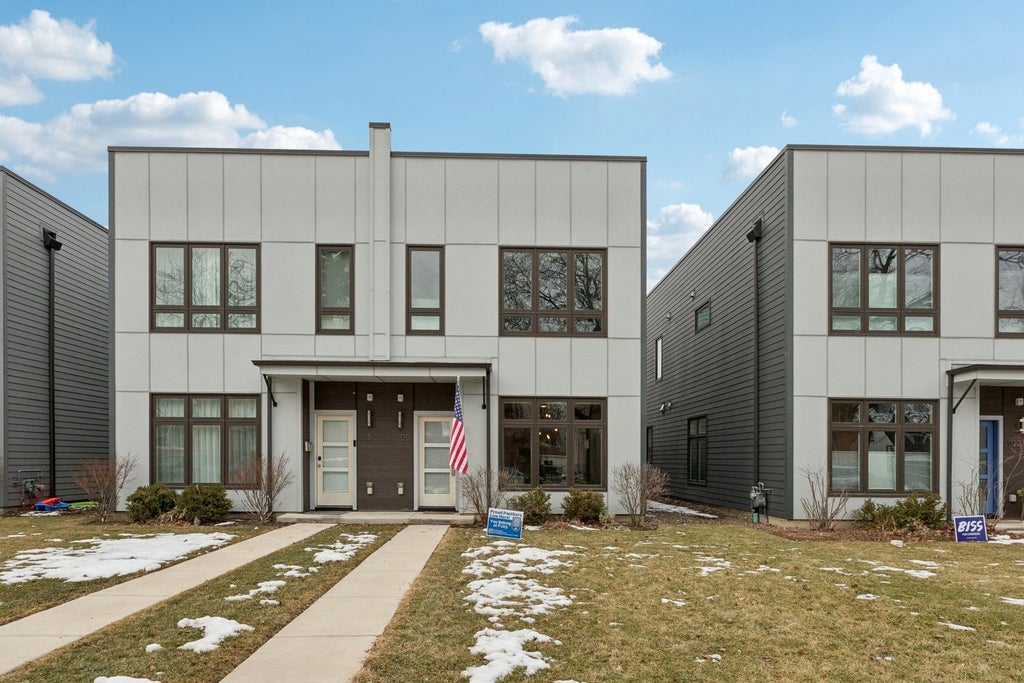 1120 Pitner Avenue, Evanston, 60202
