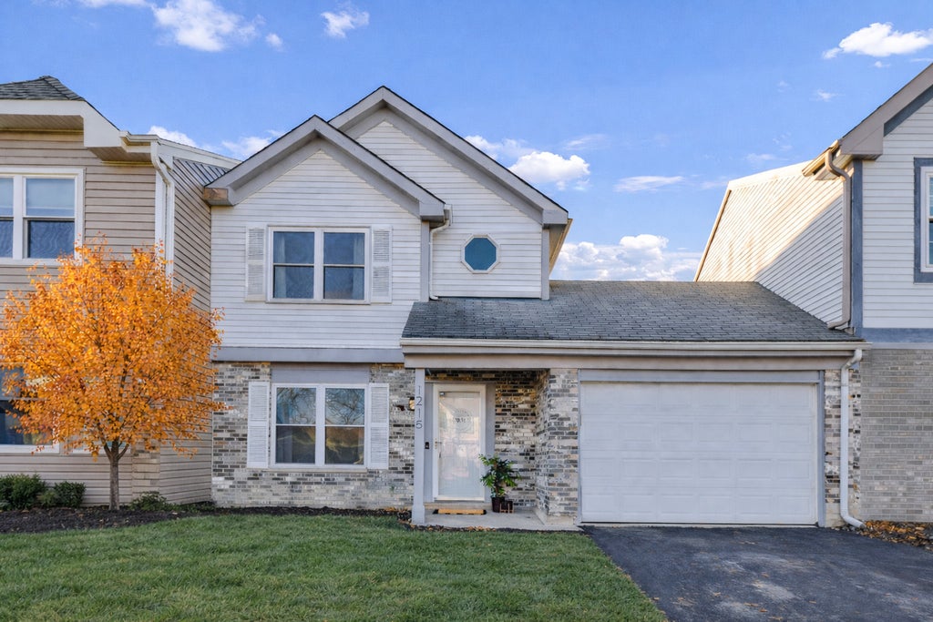 1215 Robin Drive, Carol Stream