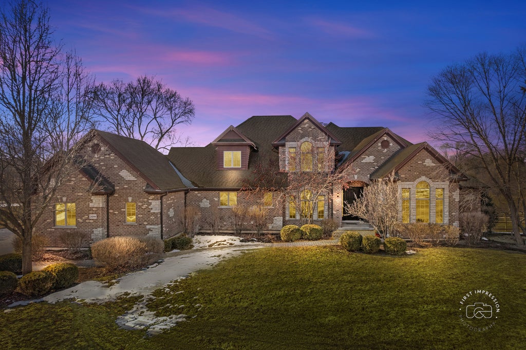 24599 West Indian Trail Road, Barrington