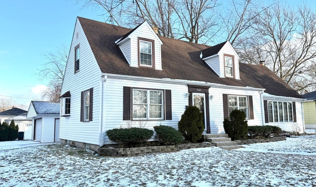 18005 Arcadia Avenue, Lansing