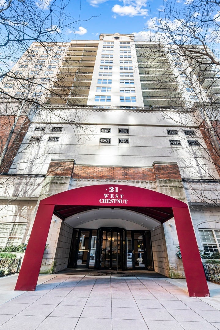 21 West Chestnut Street 1403, Chicago, 60610