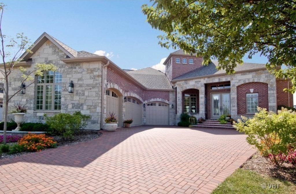 3559 Scottsdale Circle, Naperville