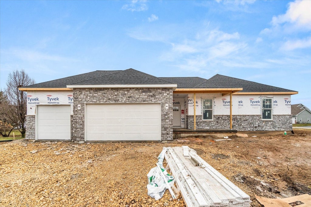 1417 Sandcastle Lane, Sycamore