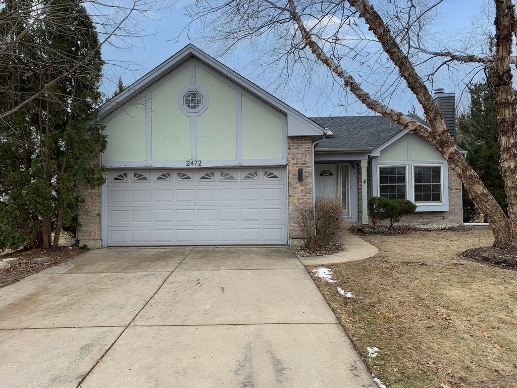 2472 Fox Drive, Aurora