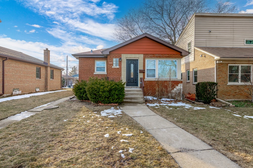 7444 Keeler Avenue, Skokie, 60076