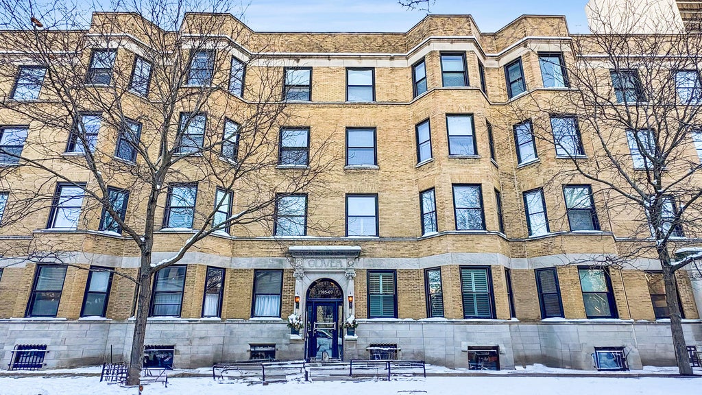 1705 North Crilly Court 2, Chicago