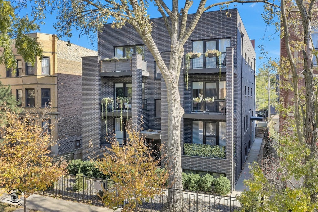 4937 North Winthrop Avenue 3n, Chicago, 60640