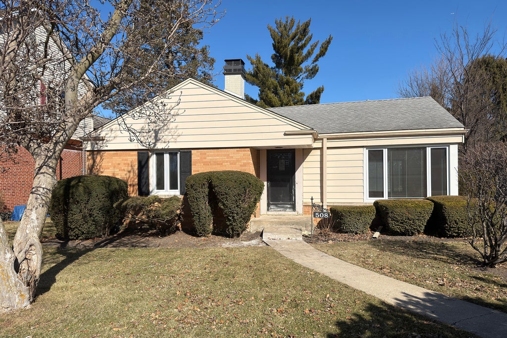 508 West Lonnquist Boulevard, Mount Prospect