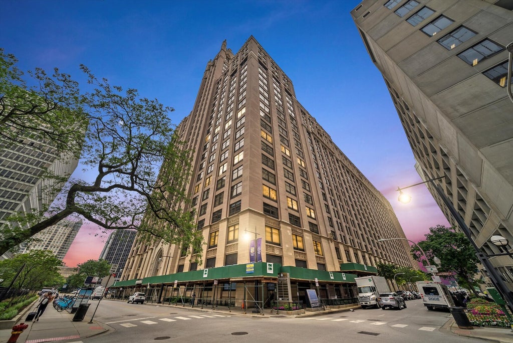 680 North Lake Shore Drive 1322, Chicago, 60611