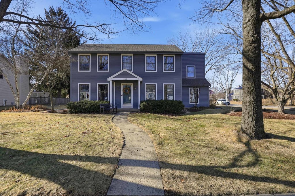 545 Blackhawk Drive, Batavia