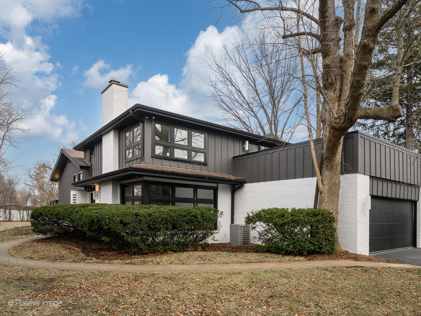 Photo of Listing #12569817