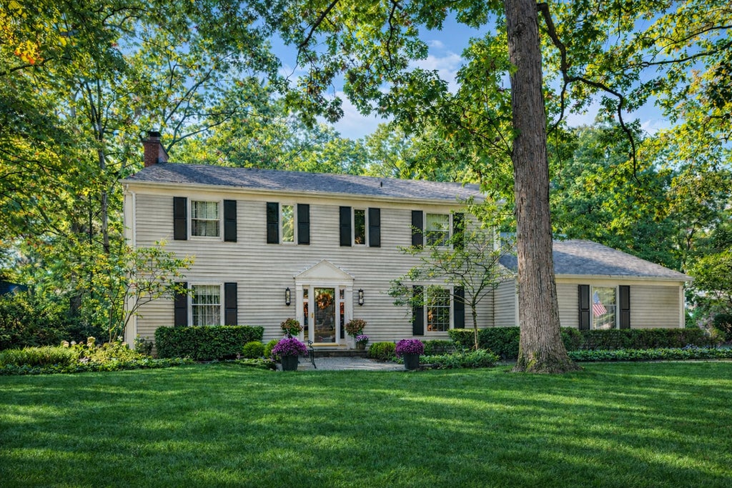 722 Forest Hill Road, Lake Forest, 60045