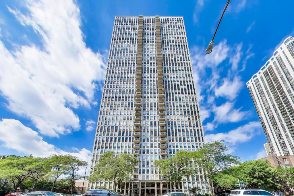 1660 North La Salle Drive 2502, Chicago, 60614