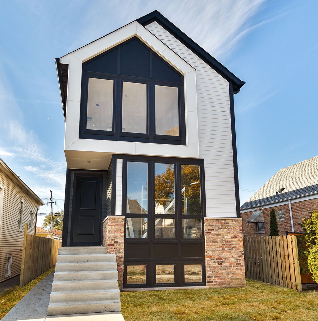 3930 North Nordica Avenue, Chicago