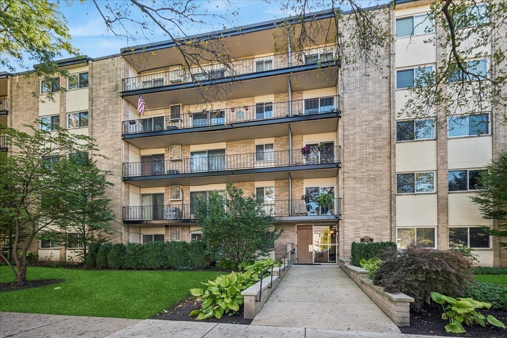 828 Oakton Street 3f, Evanston, 60202