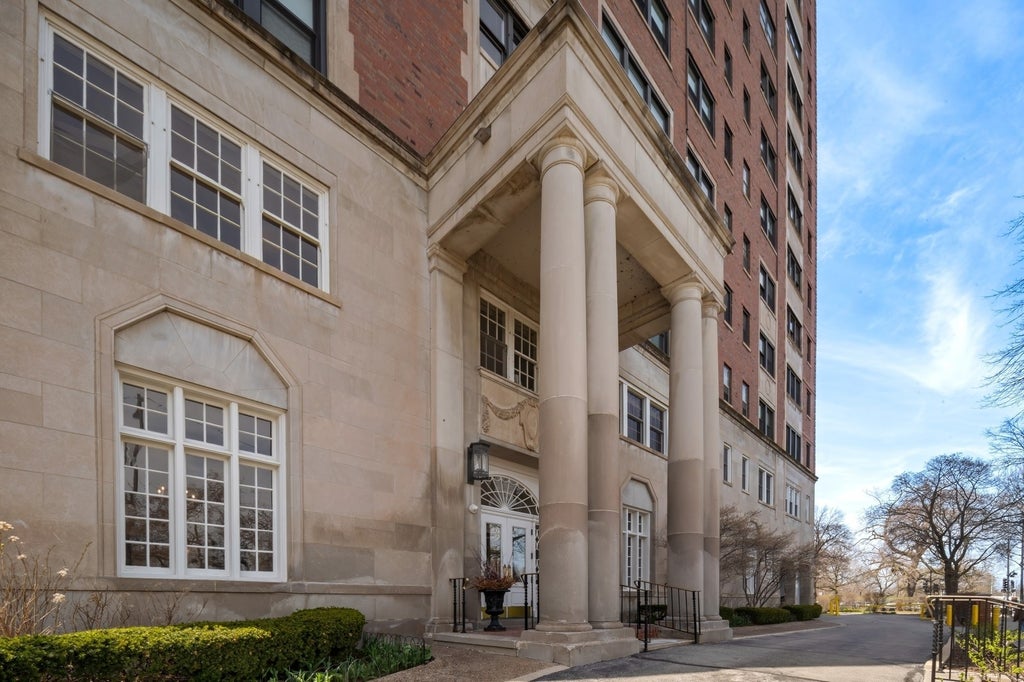 4300 North Marine Drive 602, Chicago, 60613