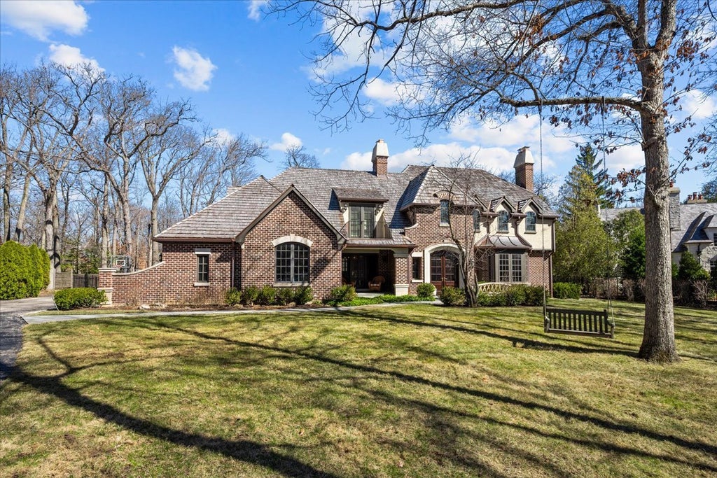 936 East Ringwood Road, Lake Forest, 60045