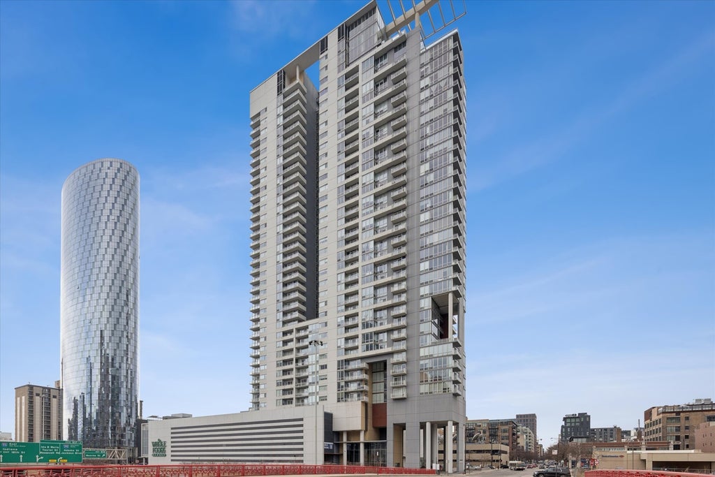 737 West Washington Boulevard 710, Chicago, 60661