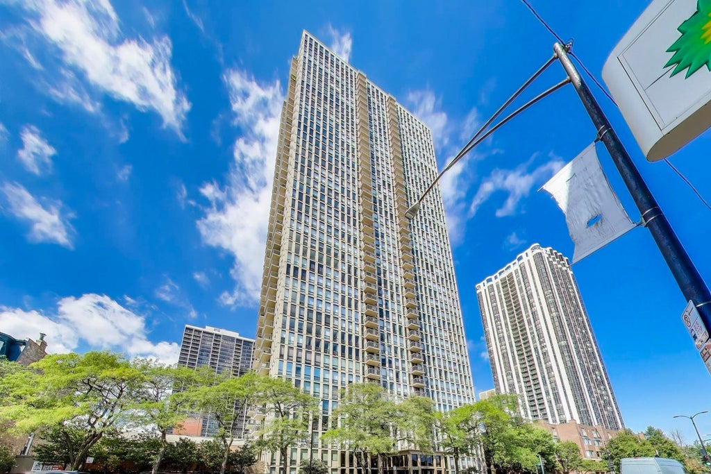 1660 North La Salle Drive 410, Chicago, 60614