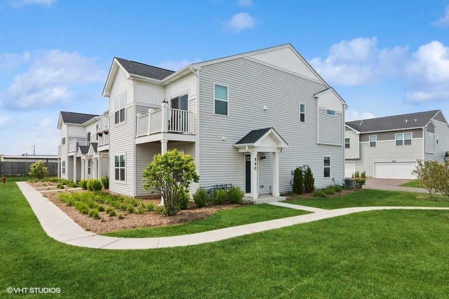 540 Comstock Road, South Elgin