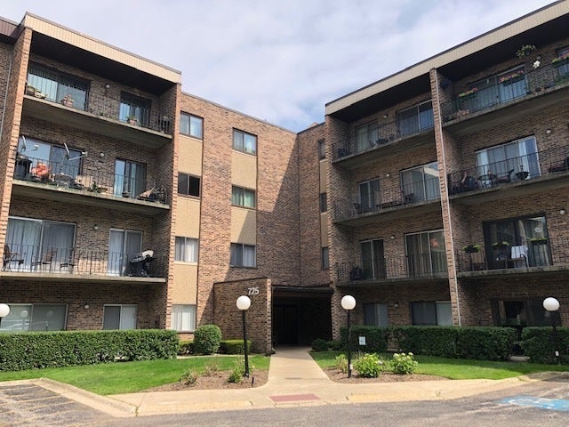 725 West Huntington Commons Road 401, Mount Prospect