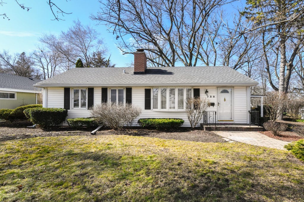 730 Skyline Drive, Barrington