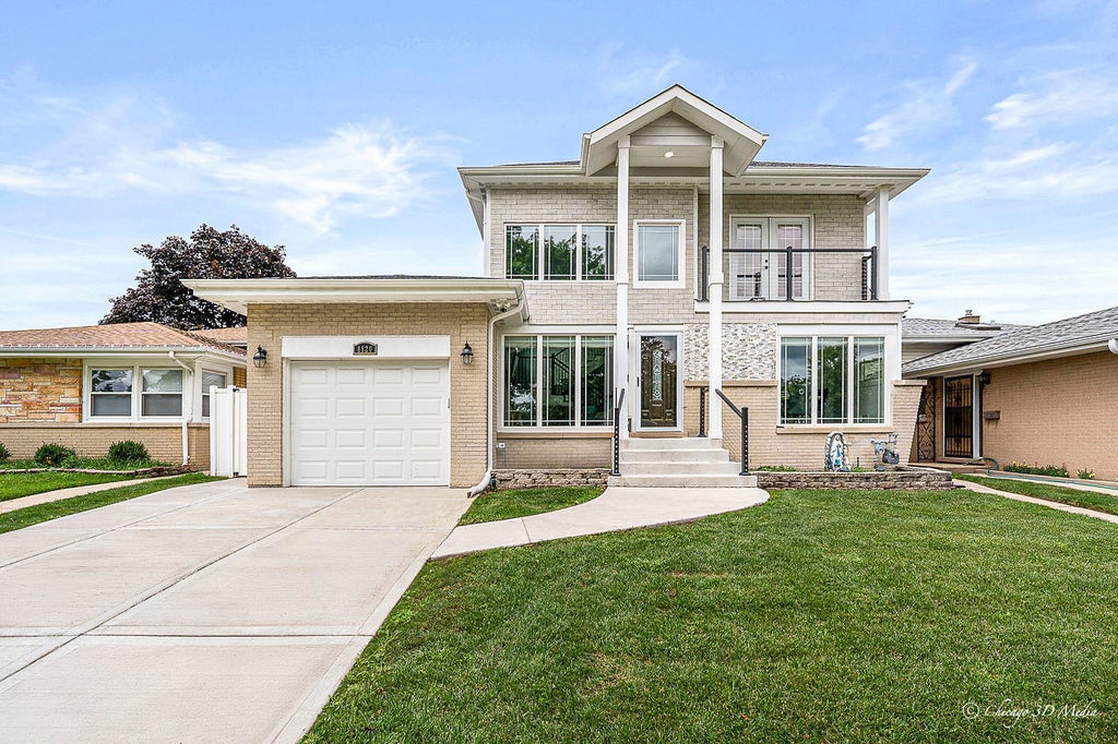 8820 North Elmore Street, Niles