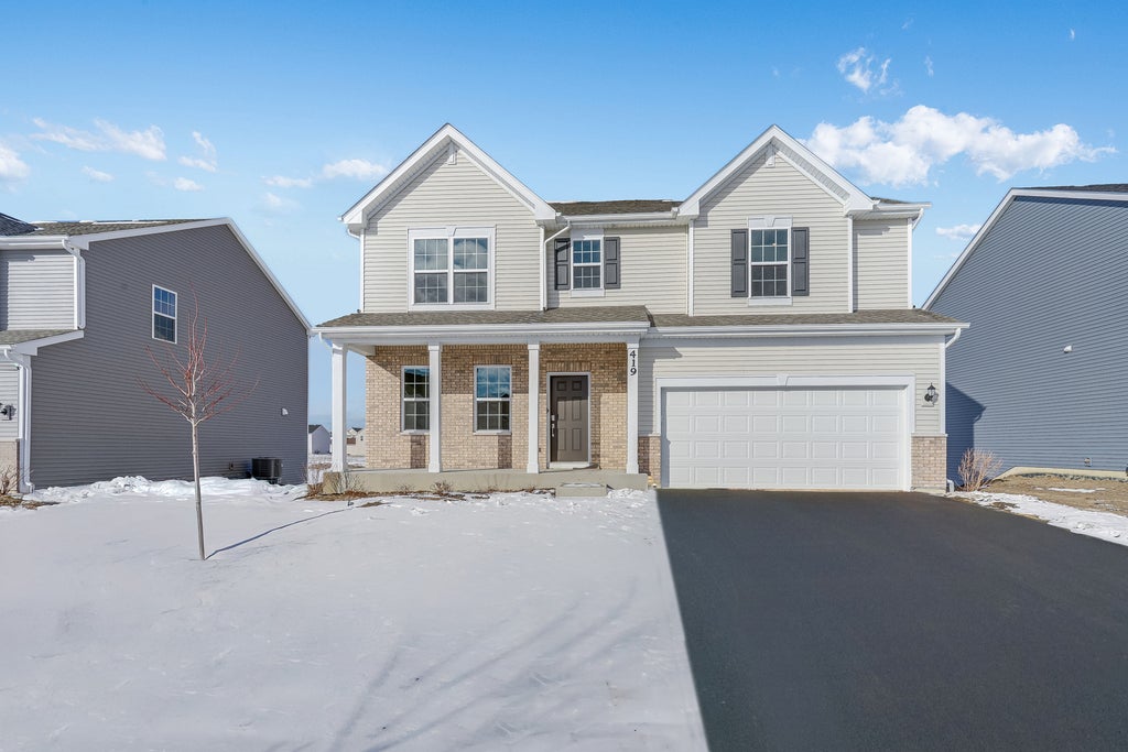 377 Danforth Drive, Oswego