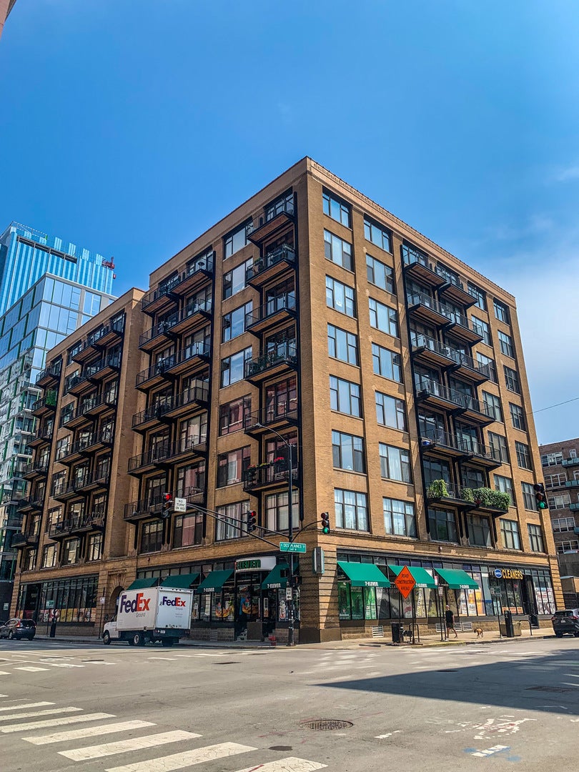 625 West Jackson Boulevard 307, Chicago, 60661