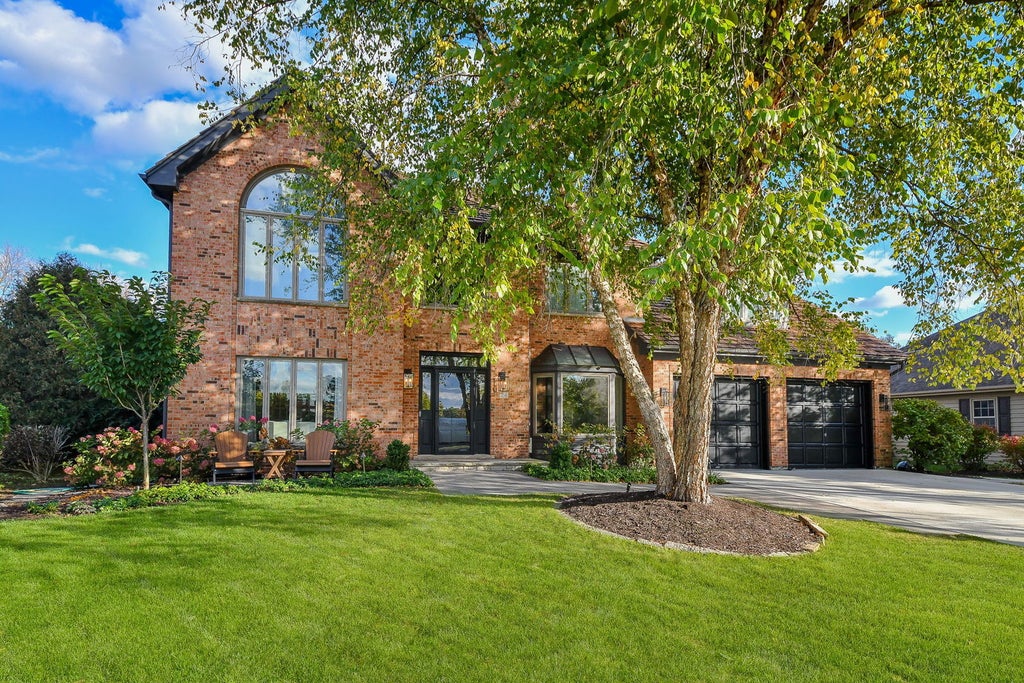 24 Winners Cup Circle, Wheaton