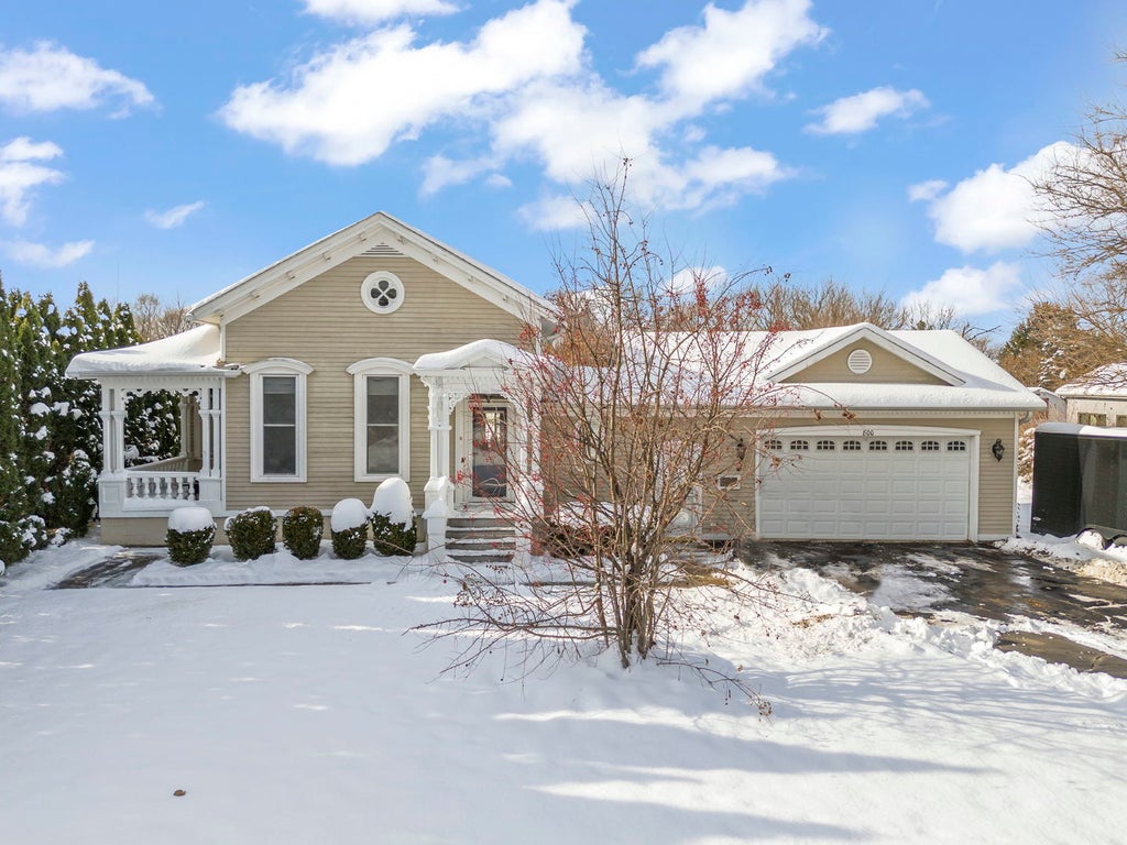 800 Ingalton Avenue, West Chicago