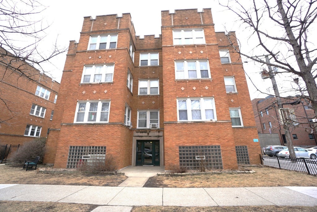 4419 North Whipple Street 1a, Chicago, 60625
