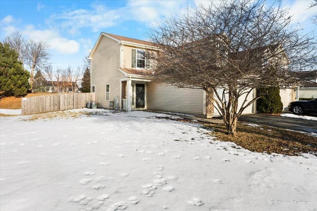 1321 Cape Cod Lane, Pingree Grove