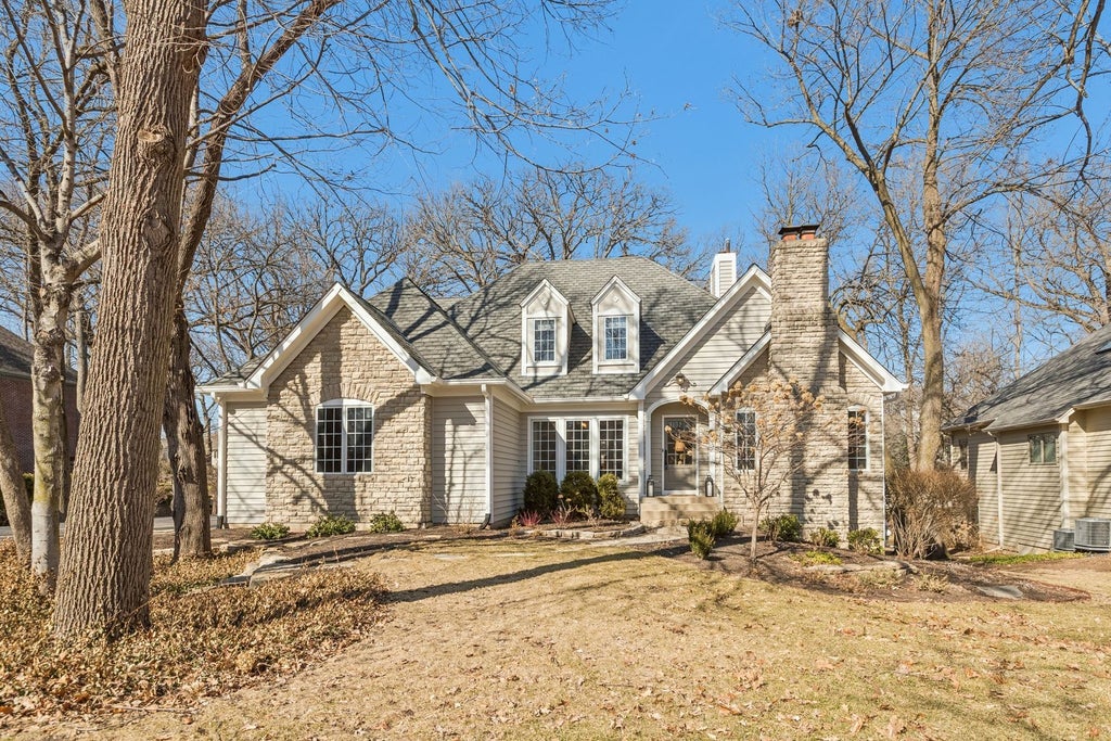 771 Black Walnut Court, Sugar Grove