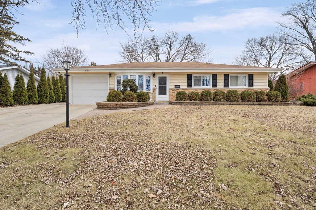 625 Morton Street, Hoffman Estates