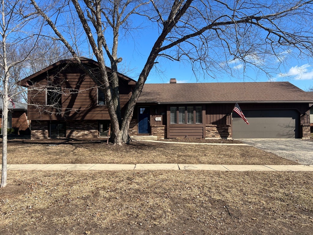 527 North Lyle Avenue, Elgin