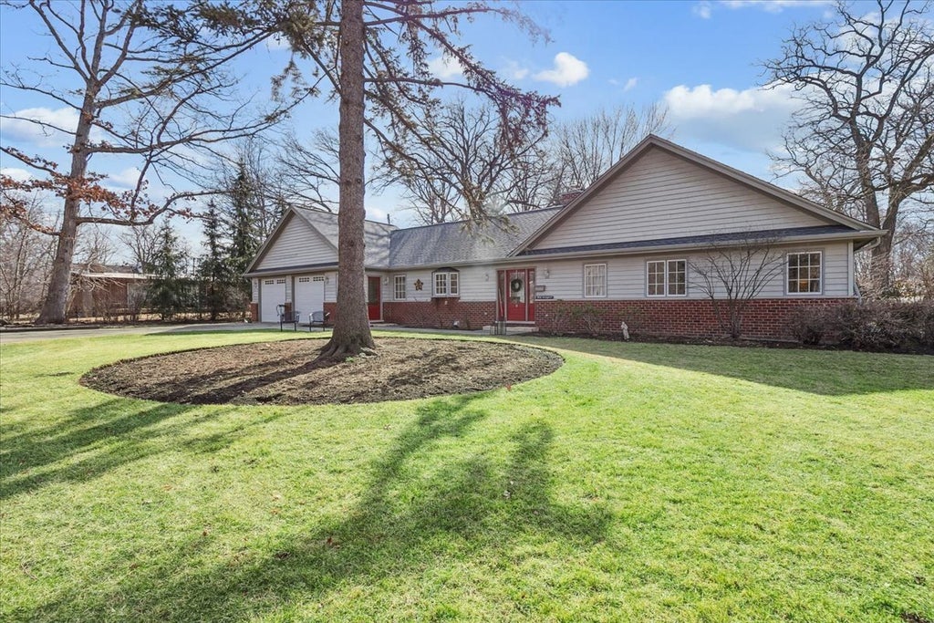 50 West Blodgett Avenue, Lake Bluff, 60044