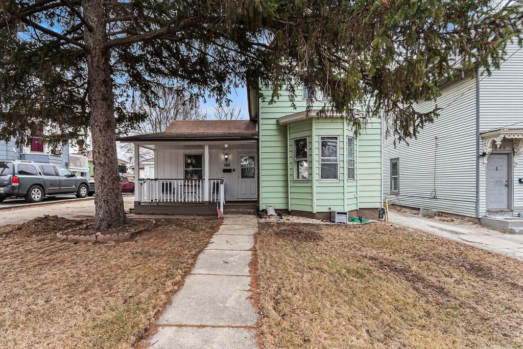 286 Villa Street, Elgin